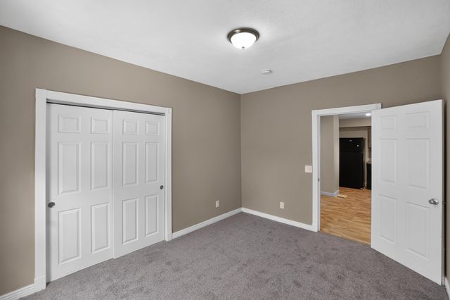 330 STUTSMAN Street, Council Bluffs, IA 51503