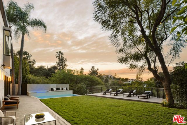 3208 Oakley Drive, Los Angeles, CA 90068