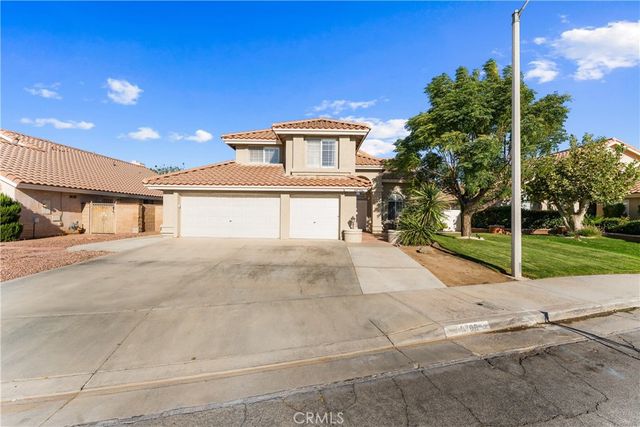 38706 La Mancha Court, Palmdale, CA 93550