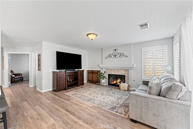 38706 La Mancha Court, Palmdale, CA 93550