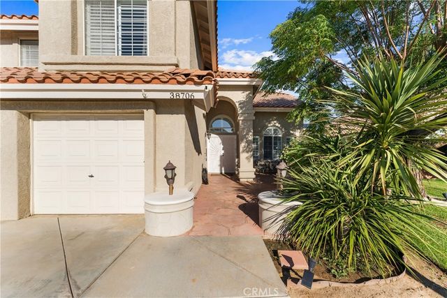 38706 La Mancha Court, Palmdale, CA 93550