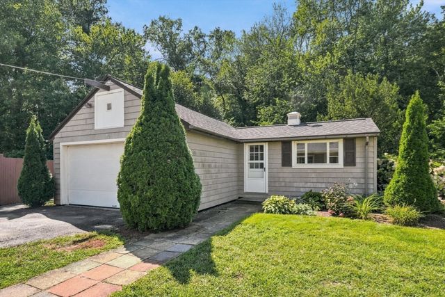 23 Campello Road, Framingham, MA 01701