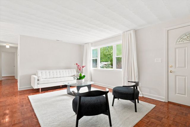 23 Campello Road, Framingham, MA 01701