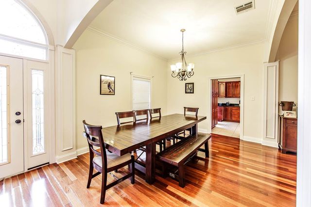 272 Tulip Dr, Houma, LA 70360