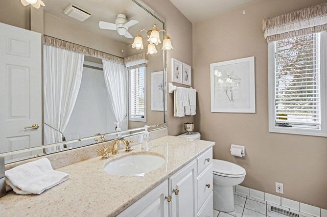 3502 Bob White Circle, Valparaiso, IN 46383