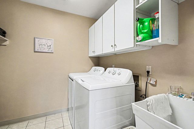 3502 Bob White Circle, Valparaiso, IN 46383