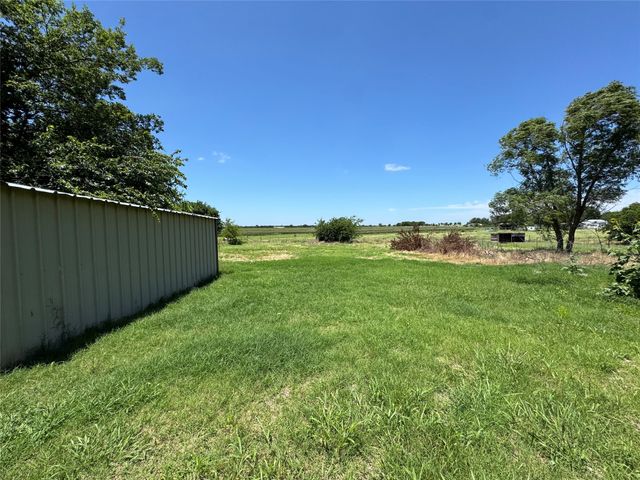 1893 Fm 1198, Muenster, TX 76252