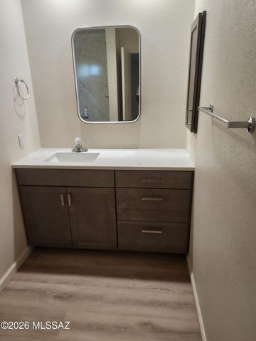 5922 N Placita Del Conde, Tucson, AZ 85718