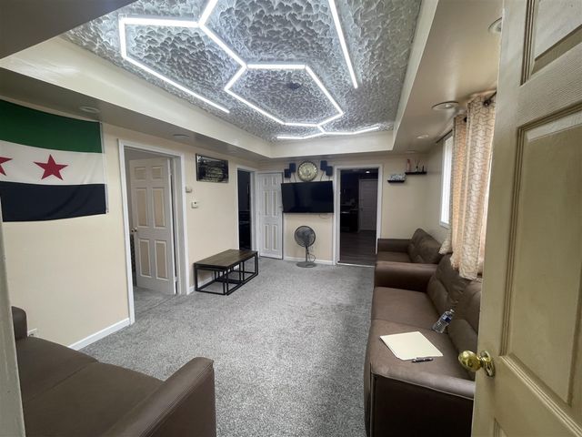 2954 Goodson Street, Hamtramck, MI 48212