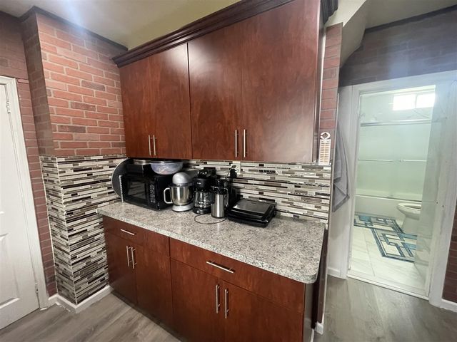 2954 Goodson Street, Hamtramck, MI 48212
