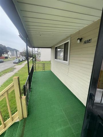 2954 Goodson Street, Hamtramck, MI 48212
