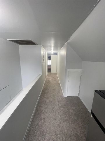2954 Goodson Street, Hamtramck, MI 48212