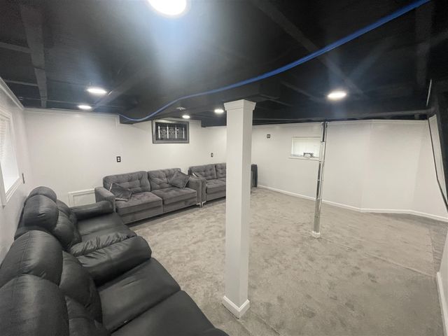 2954 Goodson Street, Hamtramck, MI 48212