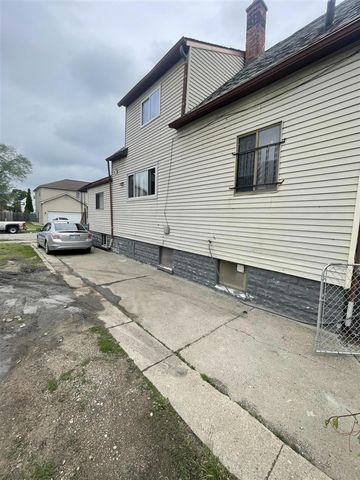 2954 Goodson Street, Hamtramck, MI 48212