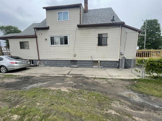 2954 Goodson Street, Hamtramck, MI 48212
