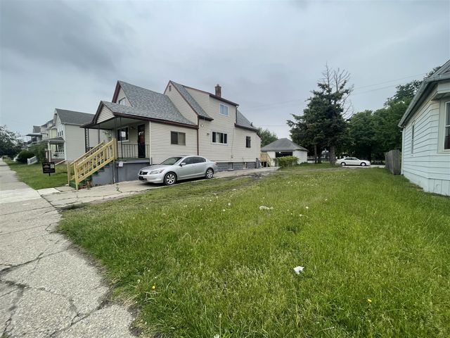2954 Goodson Street, Hamtramck, MI 48212