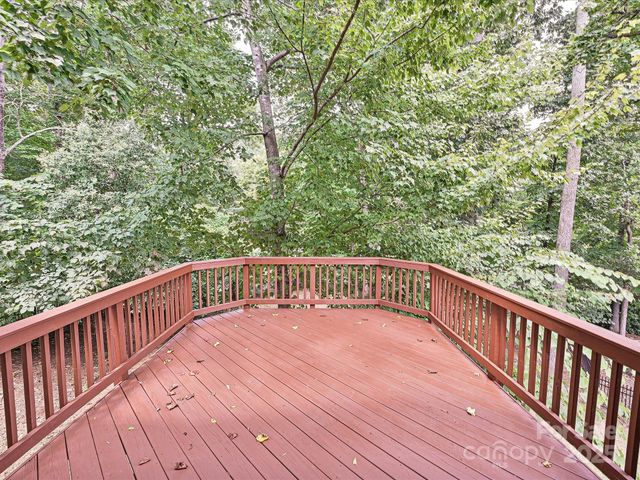 217 Hillandale Drive, Charlotte, NC 28270