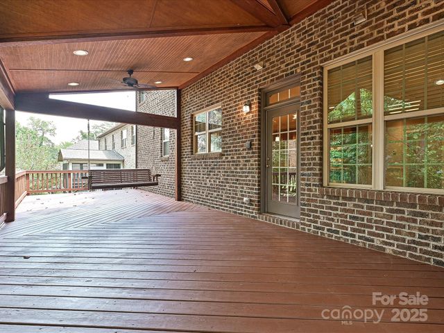 217 Hillandale Drive, Charlotte, NC 28270