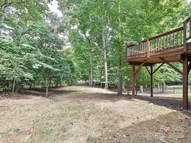 217 Hillandale Drive, Charlotte, NC 28270