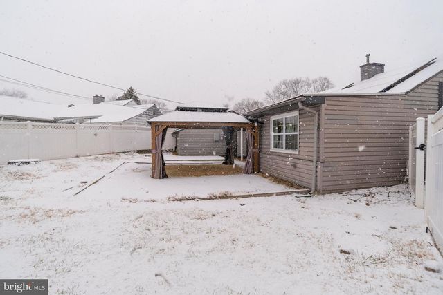 438 ANDOVER RD, Fairless Hills, PA 19030