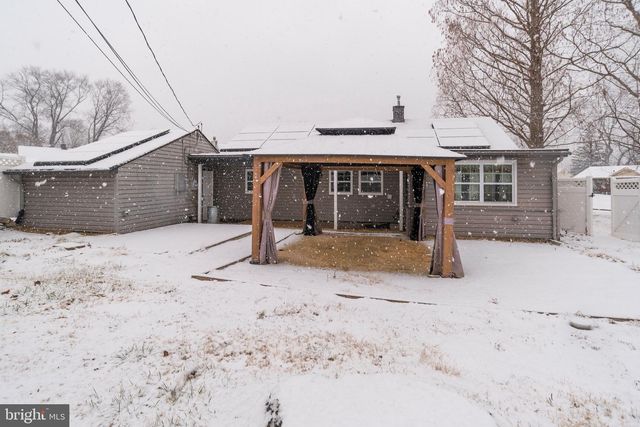 438 ANDOVER RD, Fairless Hills, PA 19030