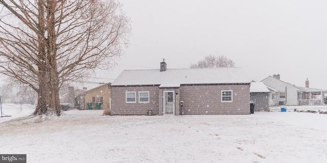 438 ANDOVER RD, Fairless Hills, PA 19030