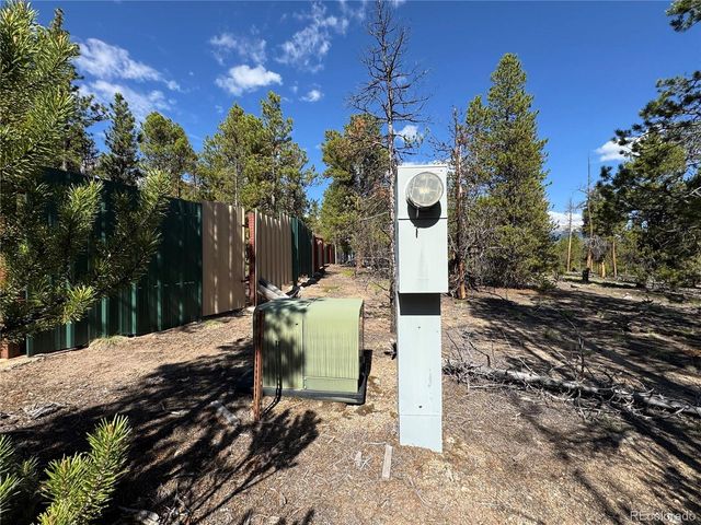 379 Spruce Dr, Leadville, CO 80461