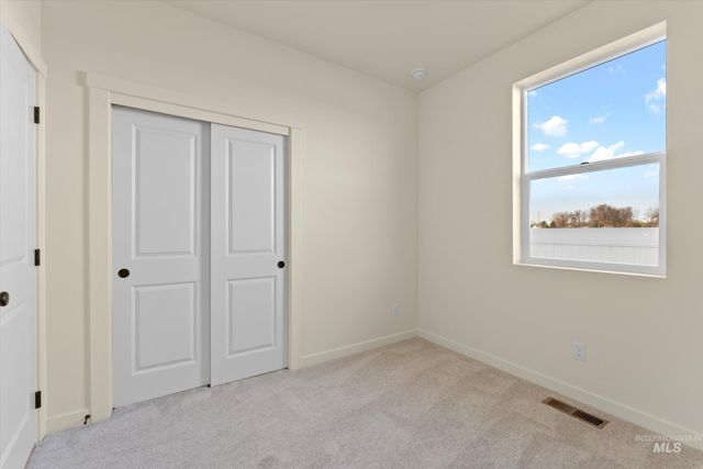 4567 E Mesa Vista St, Nampa, ID 83686