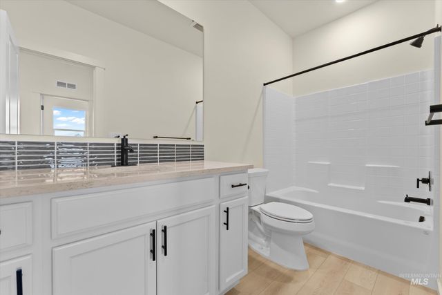 4567 E Mesa Vista St, Nampa, ID 83686