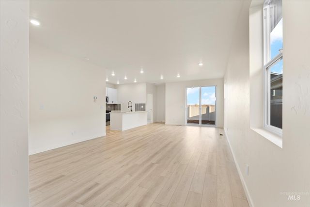 4567 E Mesa Vista St, Nampa, ID 83686