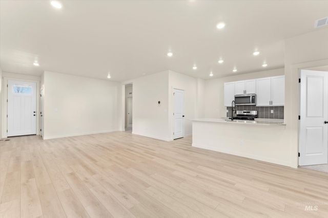 4567 E Mesa Vista St, Nampa, ID 83686