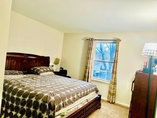 225 Port Royal Circle 225, Aurora, IL 60504