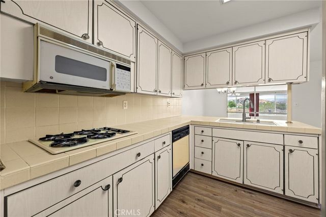 19309 Flowers Court, Newhall, CA 91321