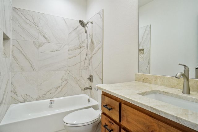 293 County Road 1111, Decatur, TX 76234