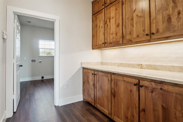 293 County Road 1111, Decatur, TX 76234