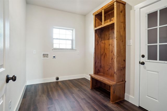 293 County Road 1111, Decatur, TX 76234