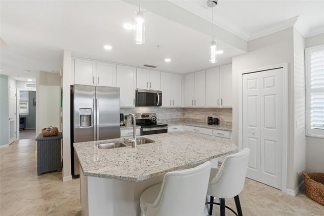 14061 HERITAGE LANDING BOULEVARD 411, Punta Gorda, FL 33955