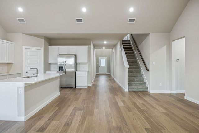444 Hocking Hills Drive, Waxahachie, TX 75165