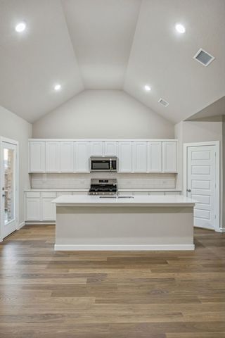 444 Hocking Hills Drive, Waxahachie, TX 75165