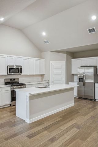 444 Hocking Hills Drive, Waxahachie, TX 75165