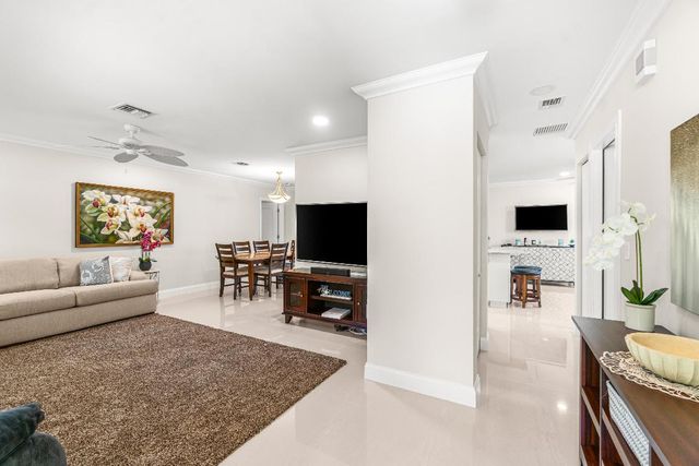 2815 Cormorant Road, Delray Beach, FL 33484