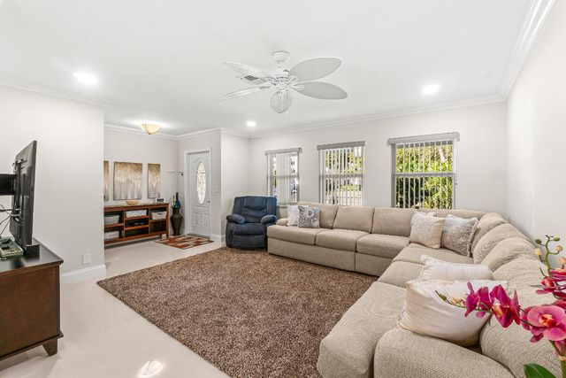 2815 Cormorant Road, Delray Beach, FL 33484