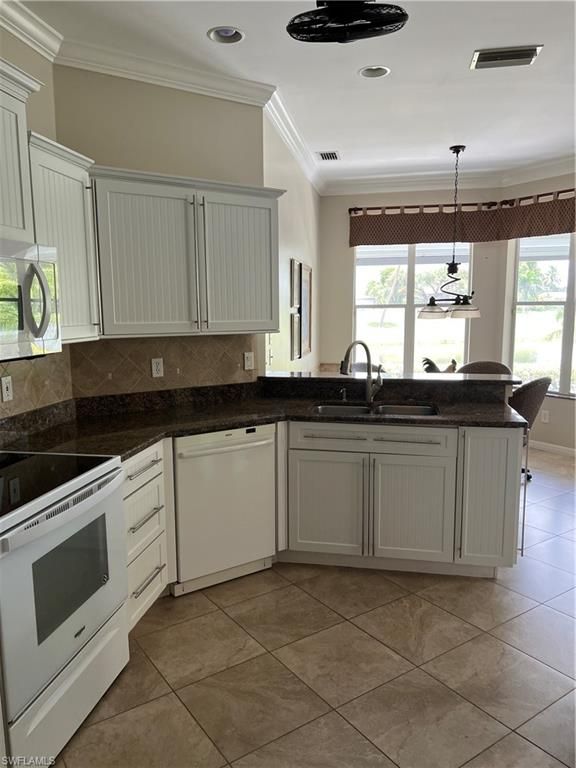 8555 Fairway Bend DR, ESTERO, FL 33967 — photo 3