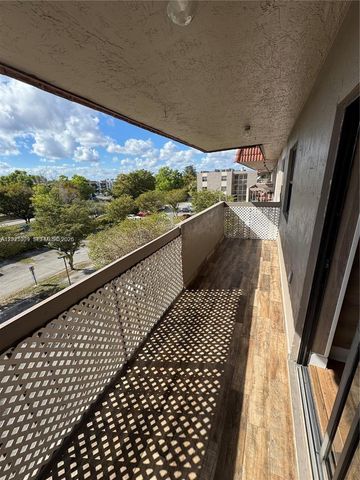 1121 SW 122nd Ave 412-2, Miami, FL 33184