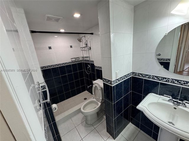 1121 SW 122nd Ave 412-2, Miami, FL 33184