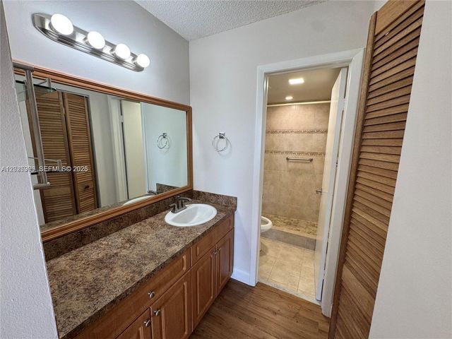 1121 SW 122nd Ave 412-2, Miami, FL 33184