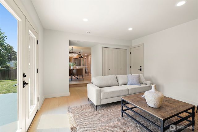 8209 NE 144th Street, Kirkland, WA 98034