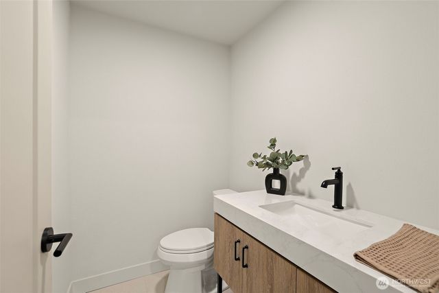 8209 NE 144th Street, Kirkland, WA 98034