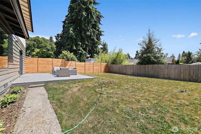 8209 NE 144th Street, Kirkland, WA 98034