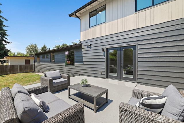 8209 NE 144th Street, Kirkland, WA 98034